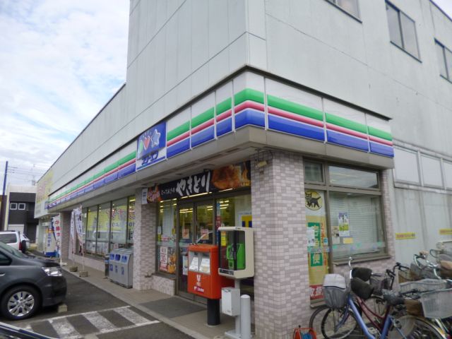 コンビニ　スリーエフ（コンビニ）まで1500m