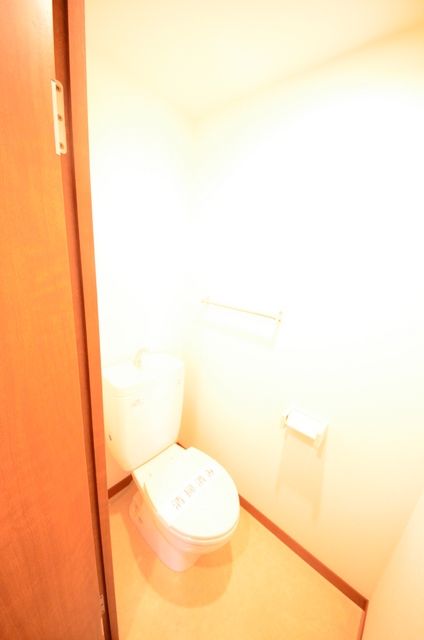 トイレ　★お部屋探しは株式会社タウンハウジング東京まで★