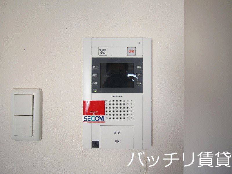 セキュリティ　写真は別号室の為、現状優先になります。