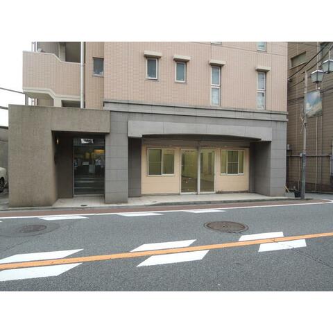 京急本線 六郷土手駅 徒歩2分 7階建 築22年の外観写真