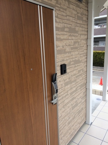 グリーンライン 東山田駅 徒歩12分 2階建 築10年の玄関写真