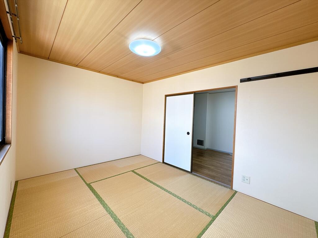 青葉ハイツの居間写真