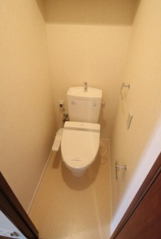 トイレ　※別部屋の参考写真です。