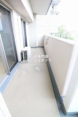 地下鉄御堂筋線 江坂駅 徒歩8分 9階建 築18年の内装写真