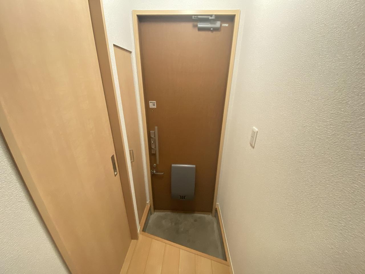 玄関　シューズボックス付きの玄関♪