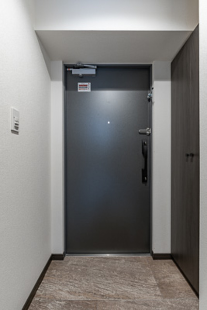 玄関　※写真は同タイプ住戸です。