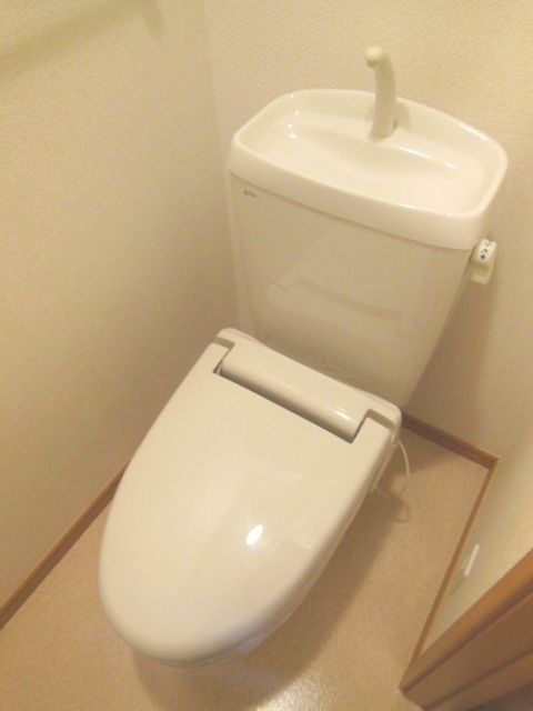 トイレ　☆ゆっくりとお考え事でも☆