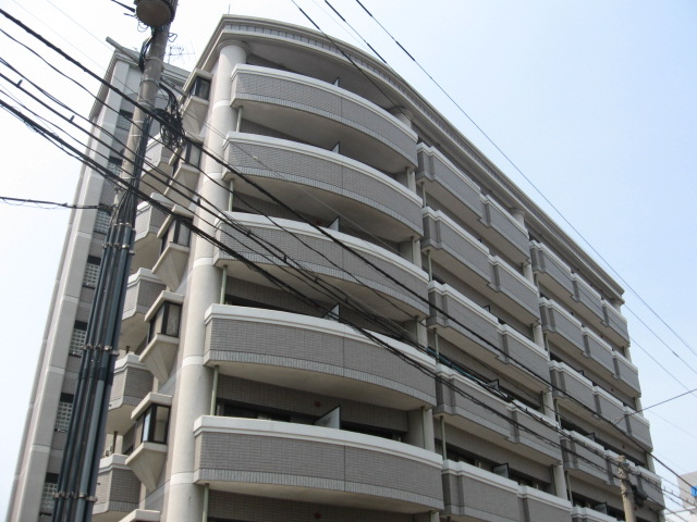 建物外観　落ち着いた雰囲気の外観です