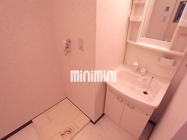 洗面設備　別のお部屋の写真です。