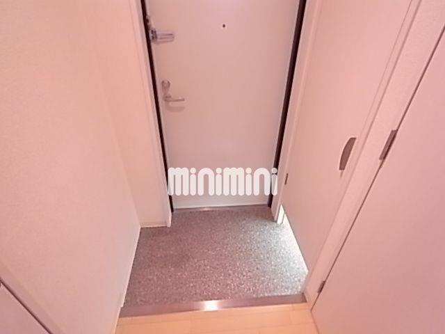 玄関　別のお部屋の写真です。