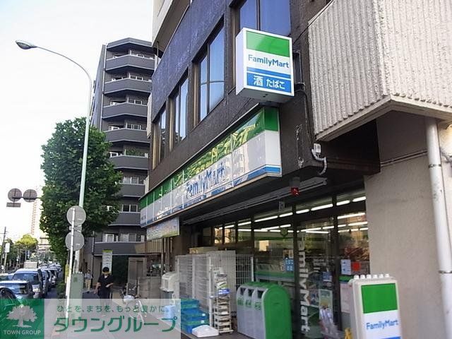 コンビニ　ファミリーマート（コンビニ）まで260m