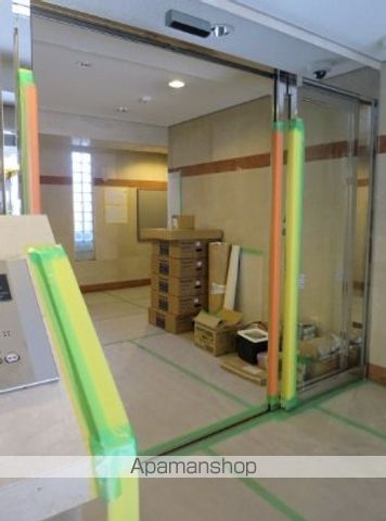 東京メトロ東西線 門前仲町駅 徒歩8分 11階建 築19年の外観写真