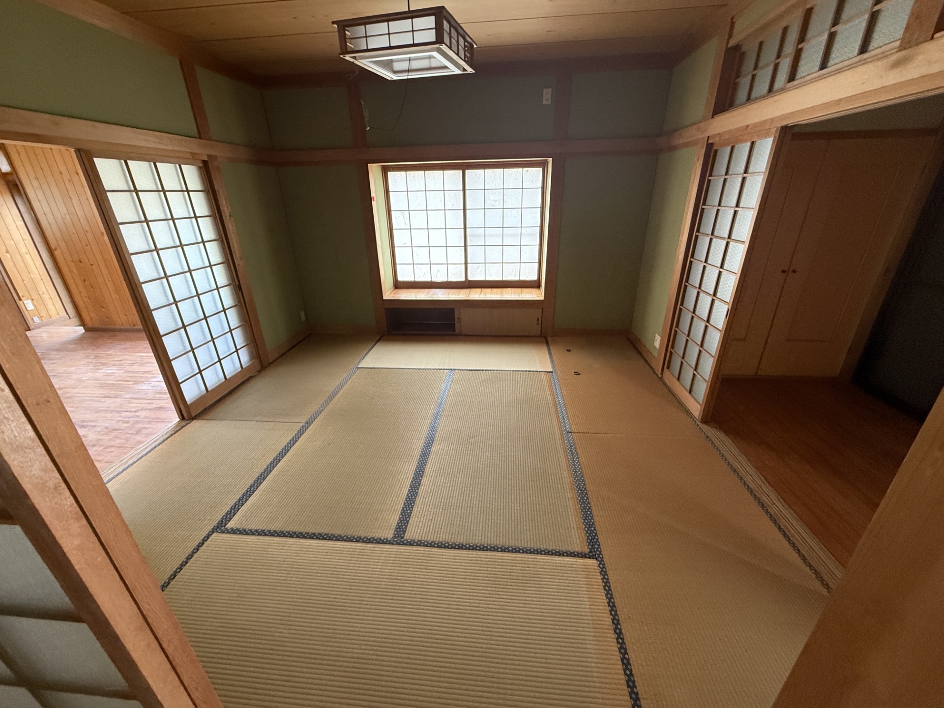 宇佐市上乙女戸建貸家の居間写真