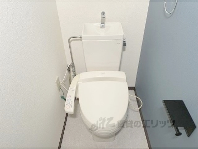 トイレ　ウォシュレット