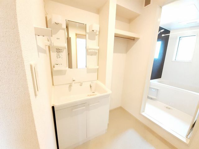 ＪＲ長崎本線 吉野ケ里公園駅 徒歩24分 2階建 築12年の内装写真