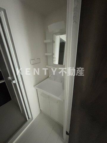 洗面設備　独立洗面化粧台付き
