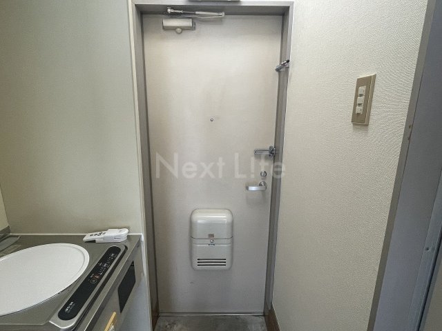 サンウィングBの玄関写真