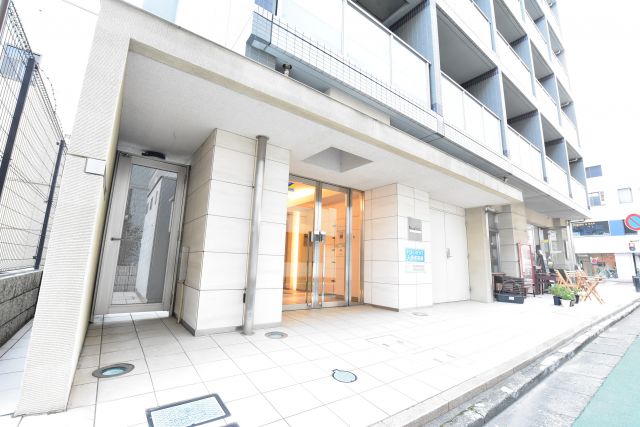 レジディア本厚木の外観写真