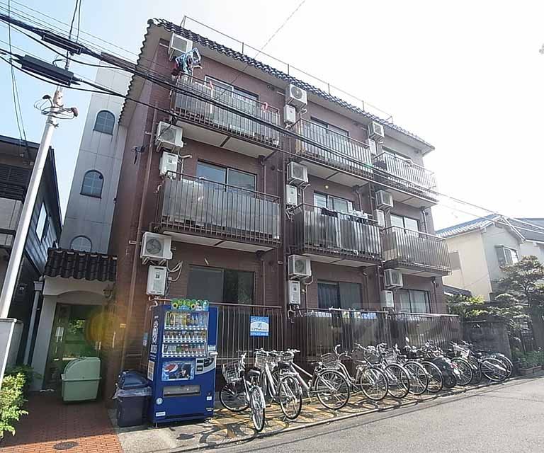 リブカントリーの外観写真