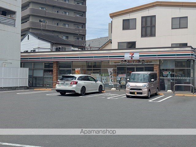 コンビニ　セブンイレブン馬渕１丁目店（コンビニ）まで184m
