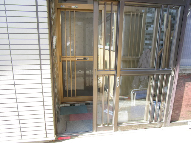 興津5-1-16貸家の外観写真