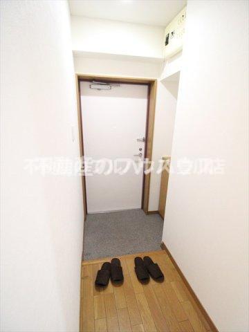 玄関　写真は別室