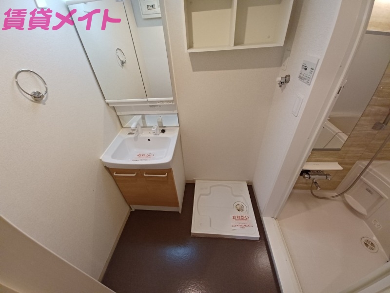 洗面設備　同物件別室の画像