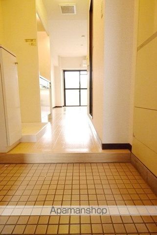 ＪＲ中央線 西国分寺駅 徒歩1分 7階建 築33年の玄関写真