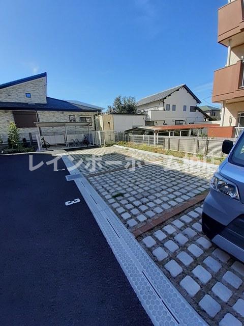 駐車場　駐車スペースもあります