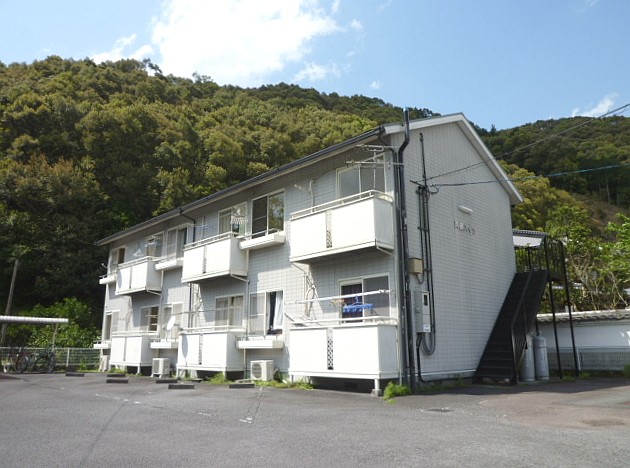 斉藤ハイツ