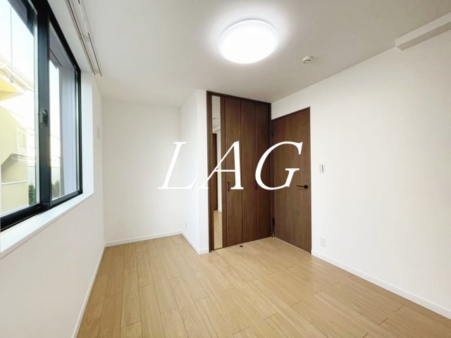 居室・リビング　洋室のお部屋です。