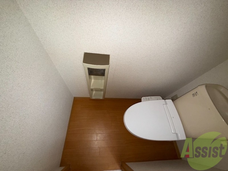 トイレ　トイレの写真です。シンプルで使いやすそうですね。