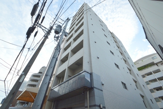 建物外観　人気の十日市エリアです（＾＾）