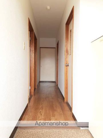 マンションカメリアの玄関写真