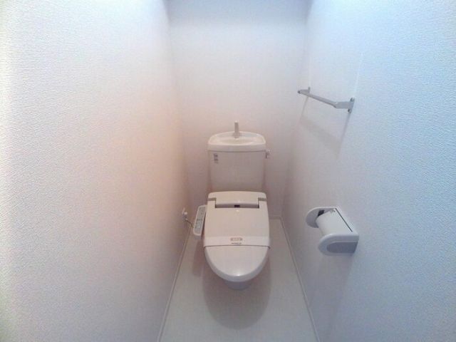 ルミエール Bのトイレ写真