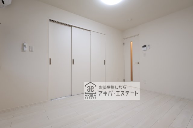 居室・リビング　同一仕様写真