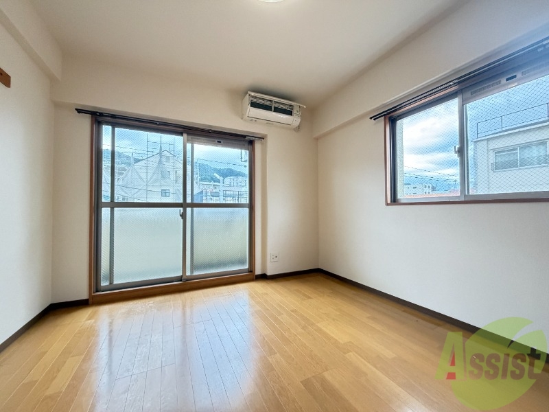 居室・リビング　２面採光
