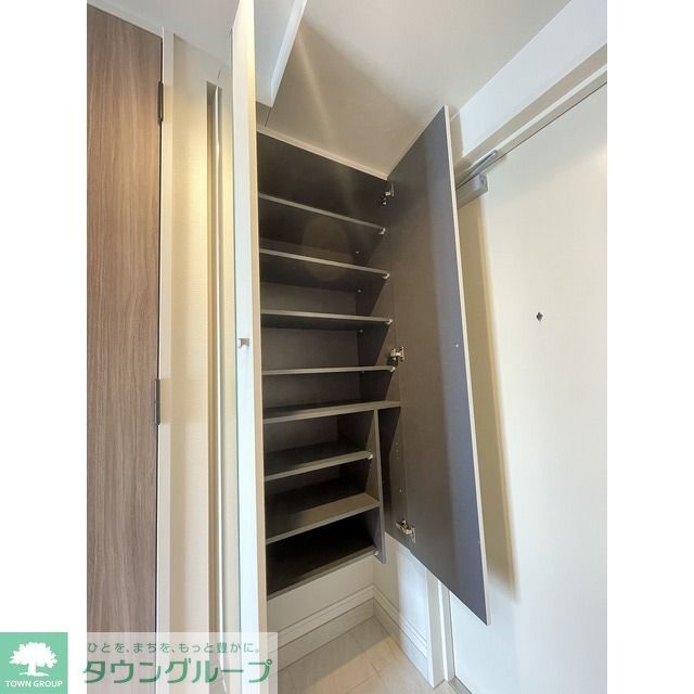 収納　シューズボックス