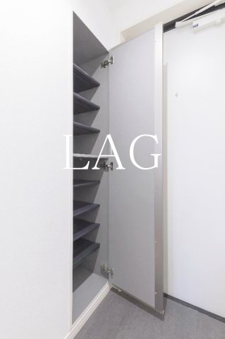 玄関　玄関です。