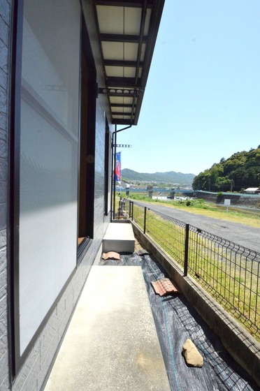 バルコニー　陽当たりもバッチリです◎