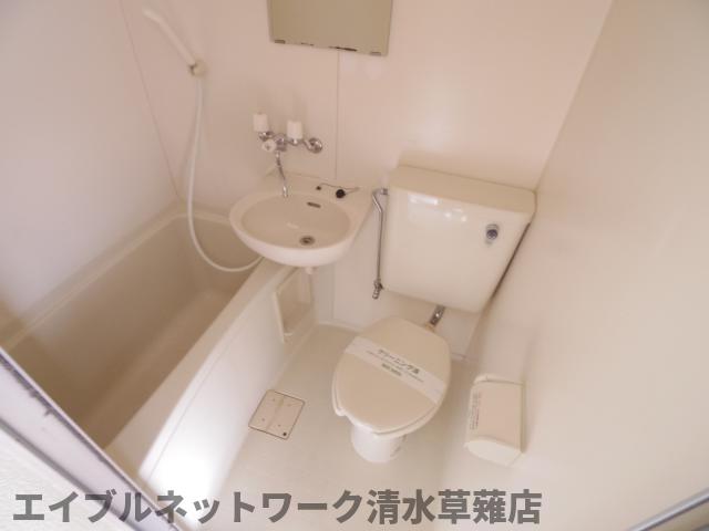 バス・シャワールーム　お風呂で日々の疲れを落としましょう