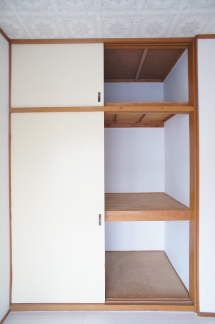 収納　天袋付☆押入タイプは奥行があるので、収納らくらくです♪