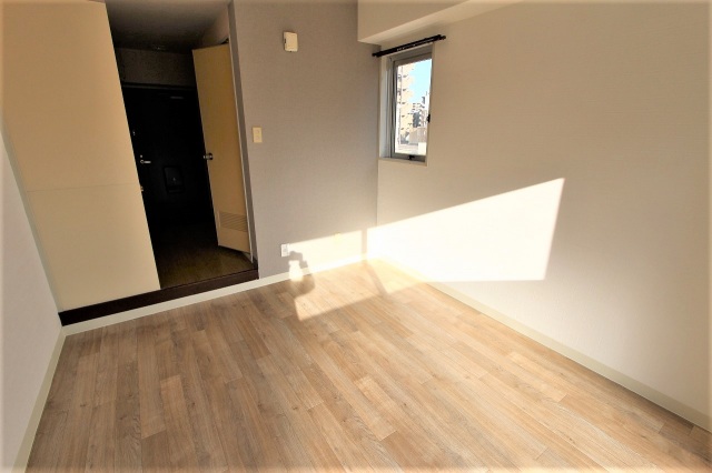 居室・リビング　同物件別号室の写真です。