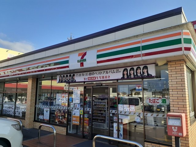コンビニ　セブンイレブン魚津江口店（コンビニ）まで467m
