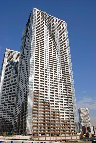 THE TOKYO TOWERS SEA TOWERの建物外観