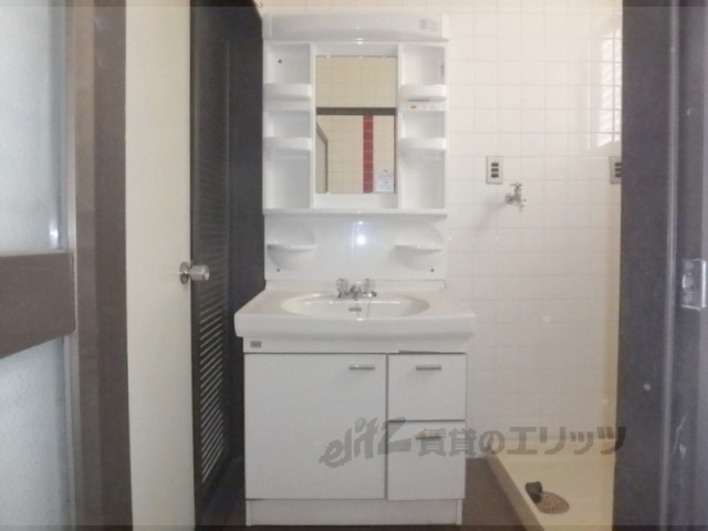 洗面設備　独立洗面台