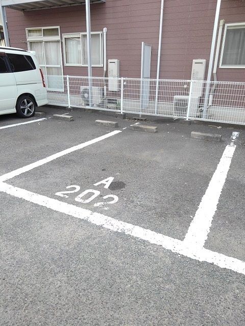 【ニューシティ土器Ａの駐車場】