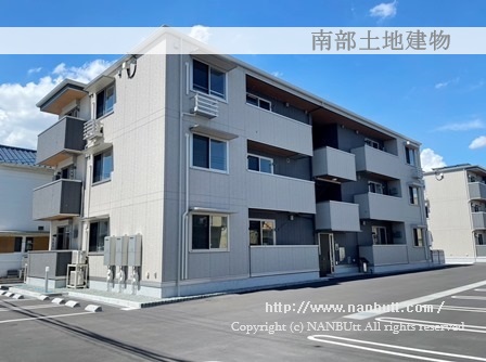 建物外観　2024年8月22日入居開始予定・新築☆