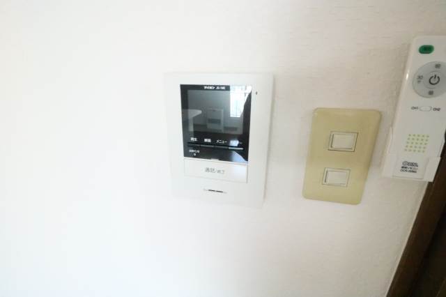 セキュリティ　モニター付きインターホンで安心♪