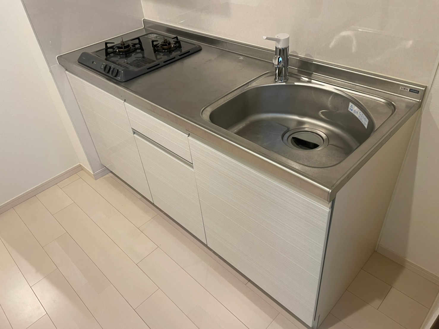 キッチン　同じタイプ同じモデルを使用